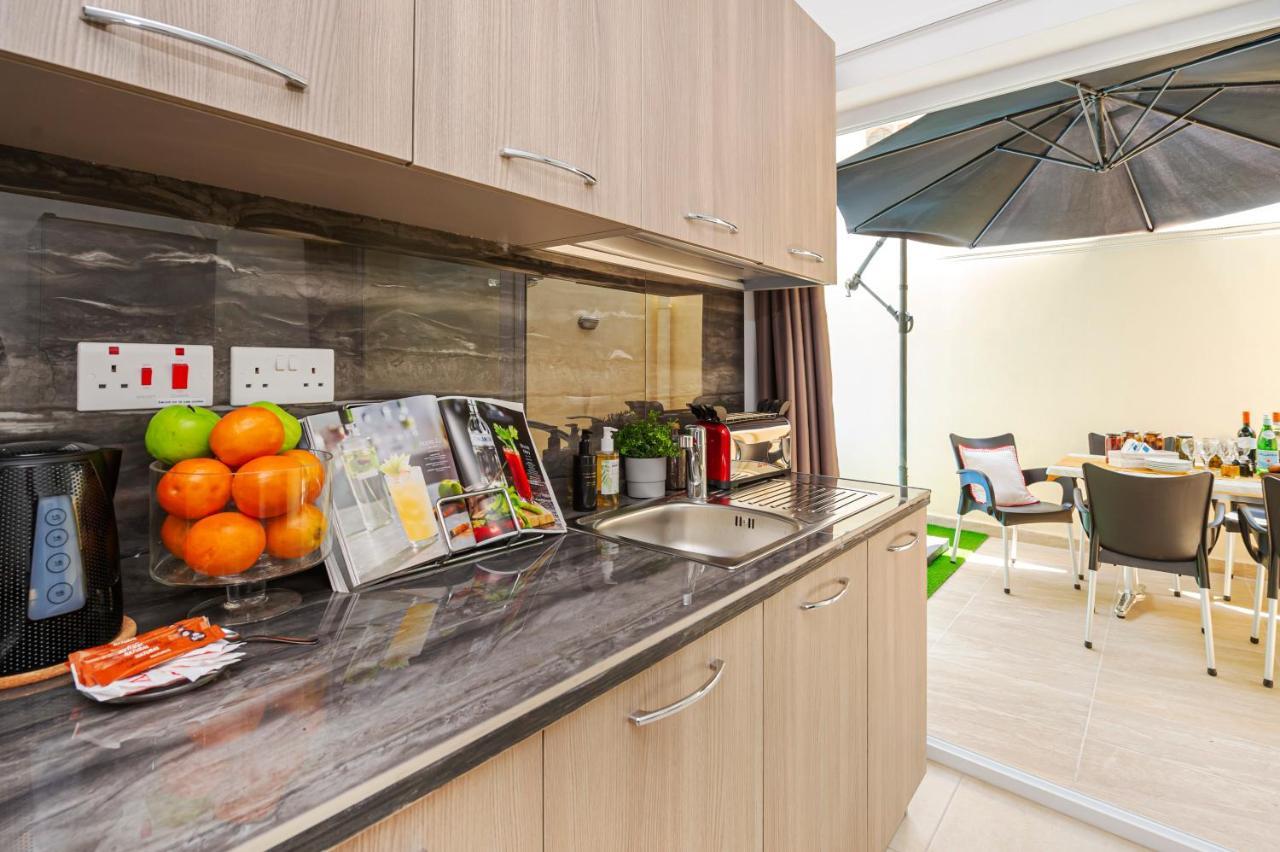 Summer Breeze 3 Bedroom Family Maisonette With Sunny Terrace In Mellieha - By Getawaysmalta Bagian luar foto